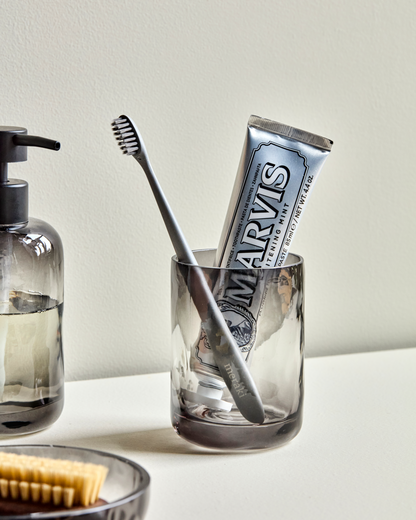 Hammasharjan pidike, HDWah, harmaa