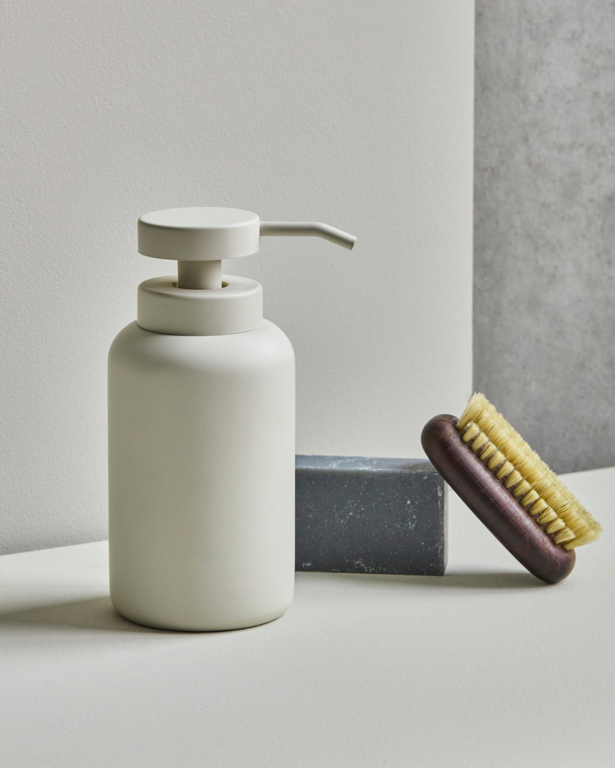 Saippua-annostelija, HDWah, luonnonvalkoinen