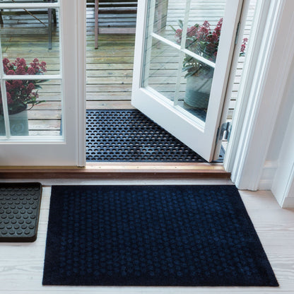 GULVMÅTTE 60 x 90 CM - DOTS/BLUE - Tica Copenhagen - DesignGaragen.dk