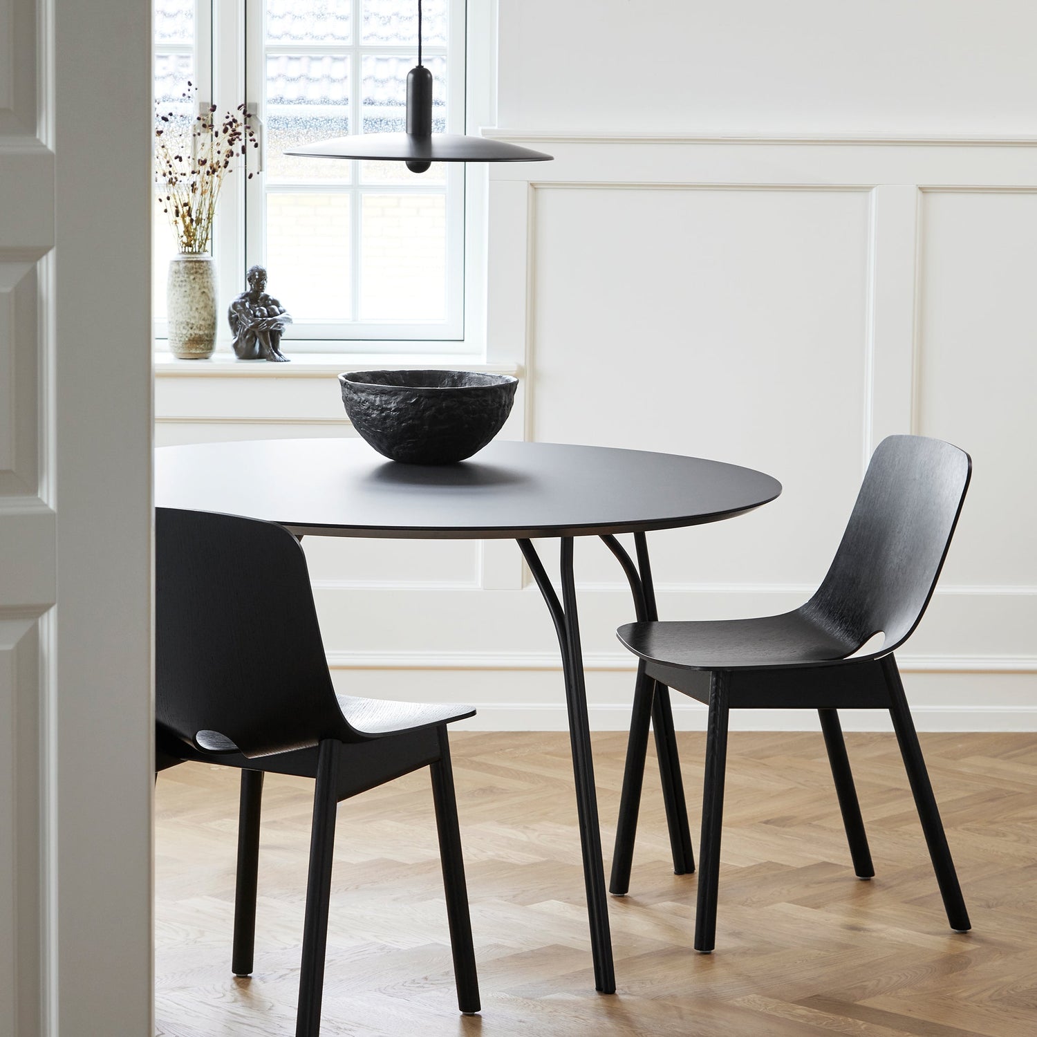 Tree ruokapöytä (120 cm) - musta/musta