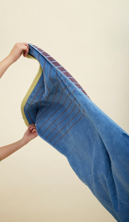 Hübsch Promenade -pyyhe iso violetti/sininen