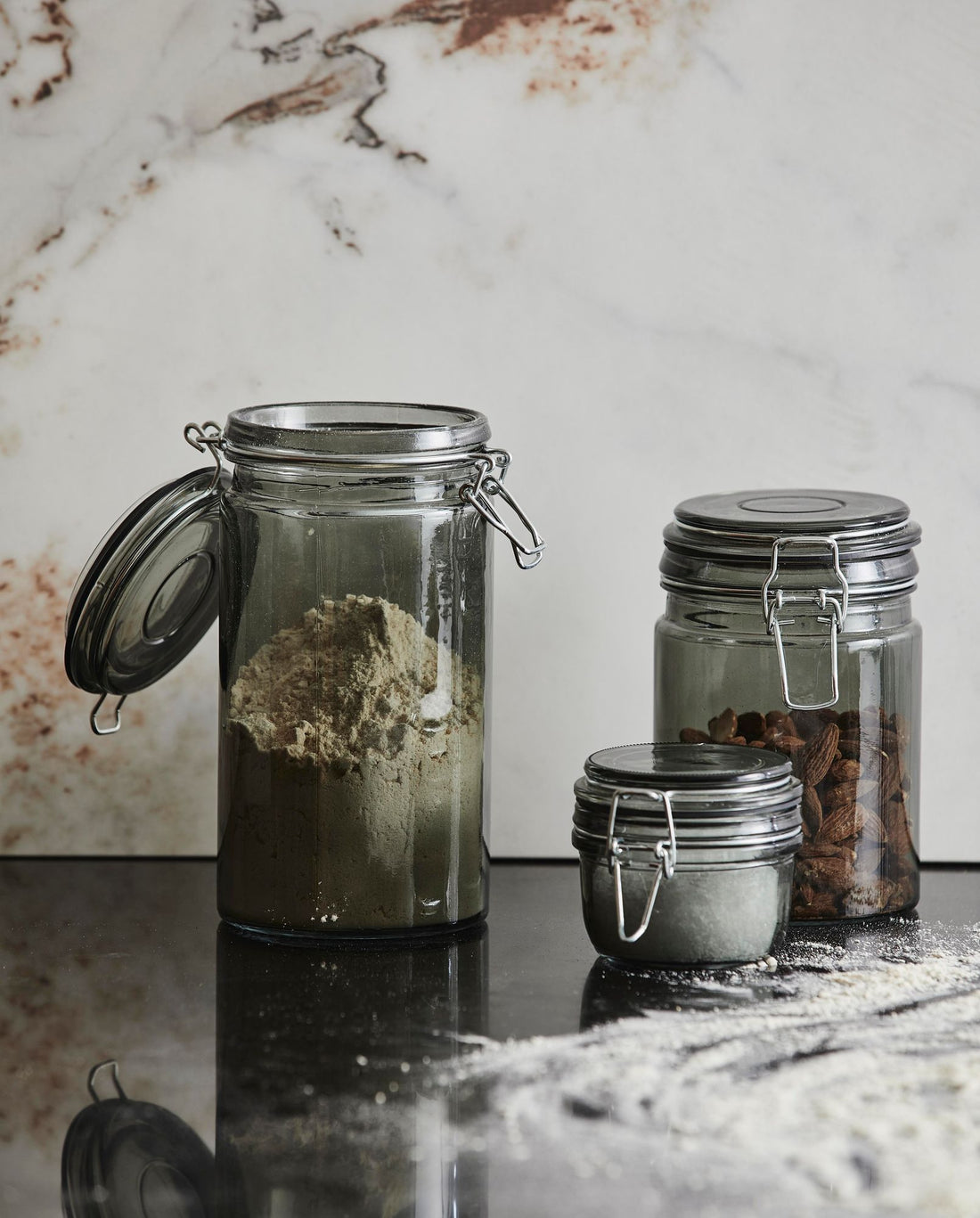 Päärynän säilytyslasi patenttikansilla - 950 ml