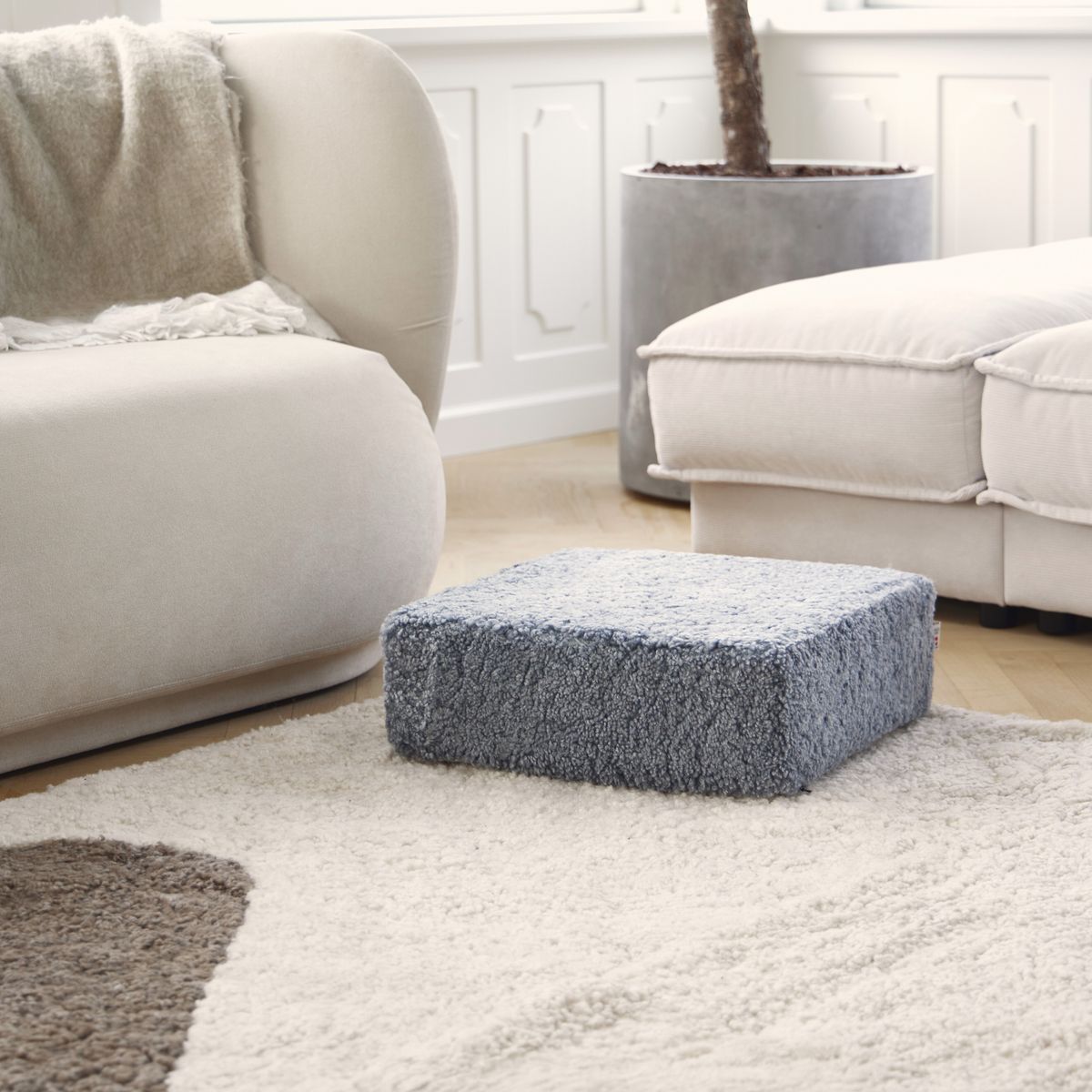 pöh | Lyhytkarvainen | Uusi-Seelanti | 40x40x13 cm