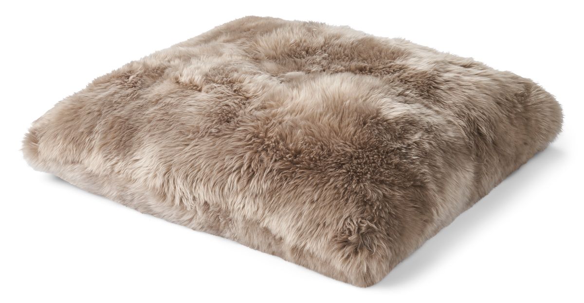 Maxi Float tyyny | Pitkäkarvainen | Uusi-Seelanti | Kaksipuolinen | 90x90 cm