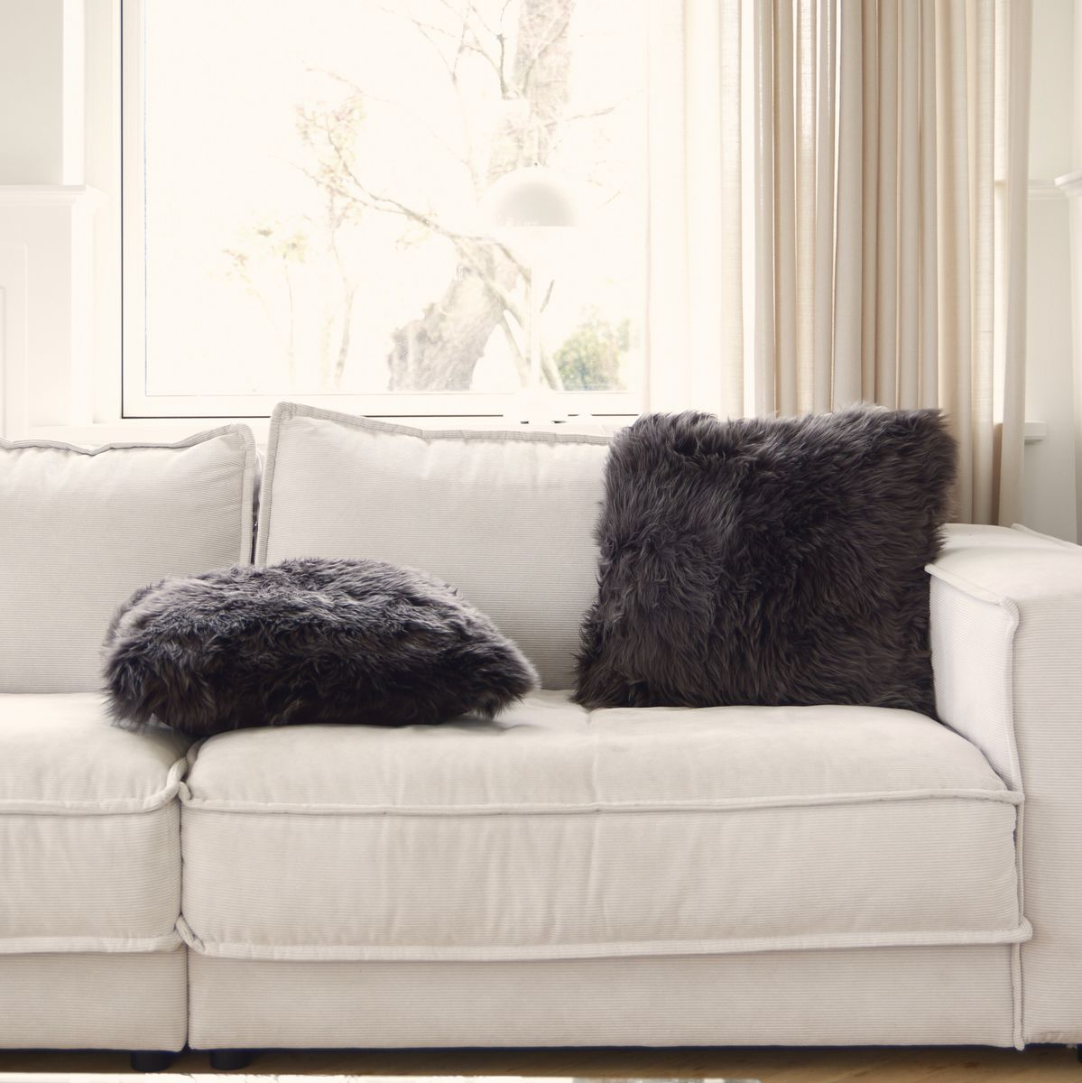 Lampaannahkainen tyyny | Pitkäkarvainen | Uusi-Seelanti | 50x50 cm