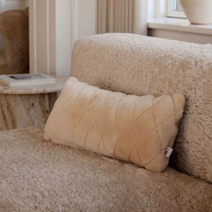 Lehtityyny | Mokasiini | Kaksipuolinen | Uusi-Seelanti | 28x56 cm