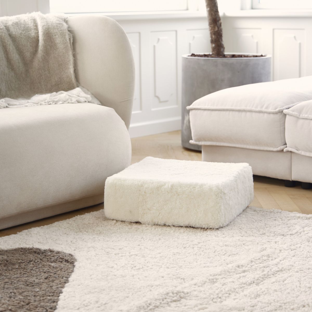 pöh | Lyhytkarvainen | Uusi-Seelanti | 40x40x13 cm