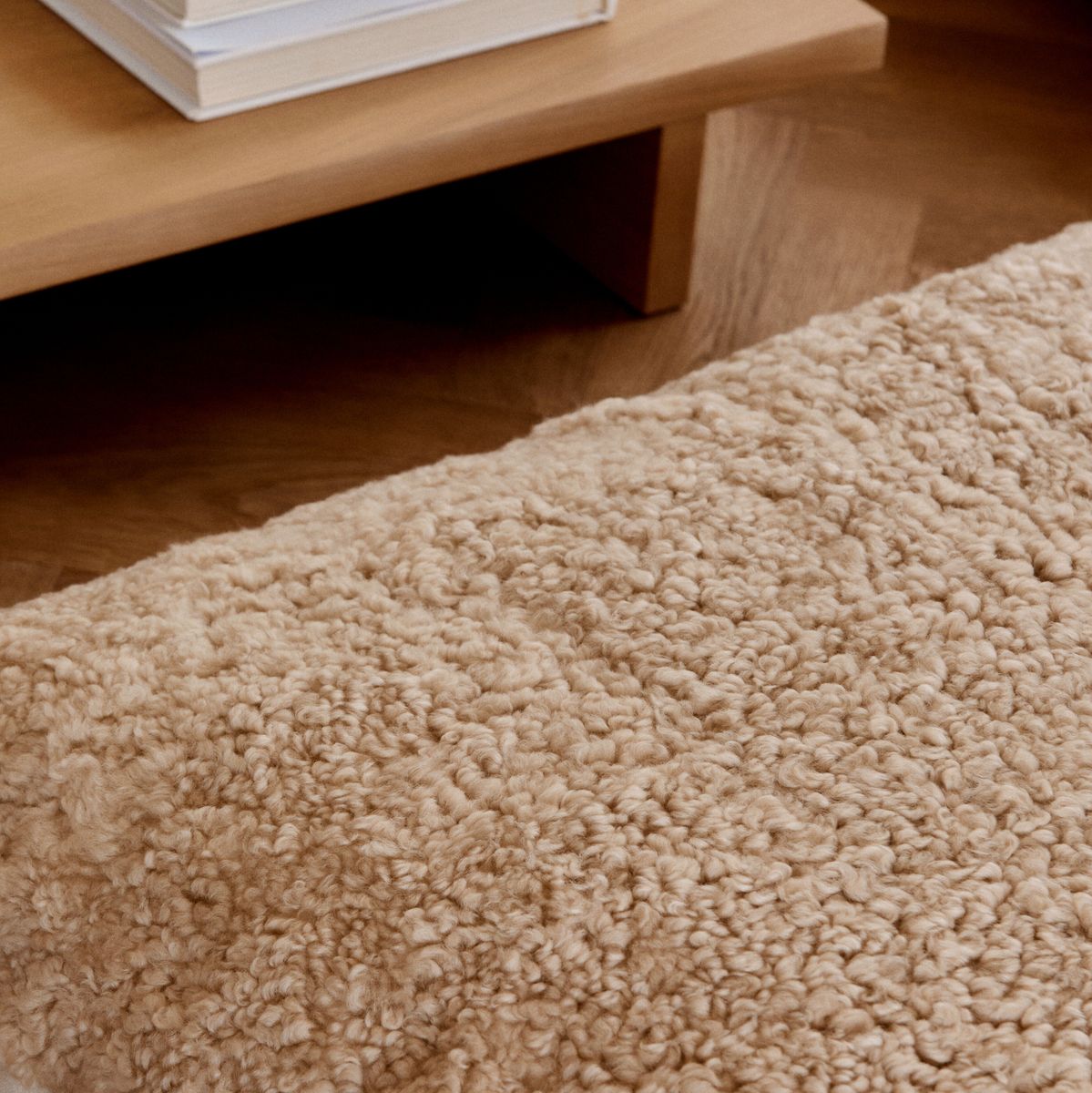 Maxi Float Pillow | Lyhytkarvainen | Uusi-Seelanti | Kaksipuolinen | 90x90 cm