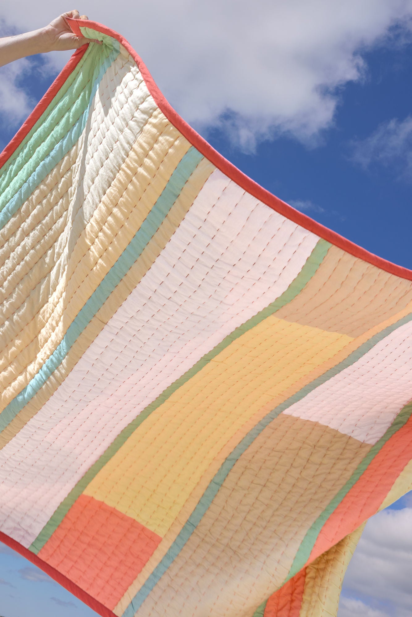 Hübsch -paviljonki ruudullinen lohko koralli/monivärinen