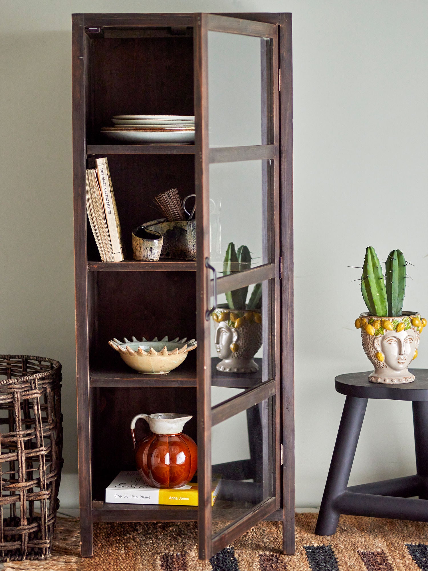 Luova kokoelma Marl Closet, Brown, Pine