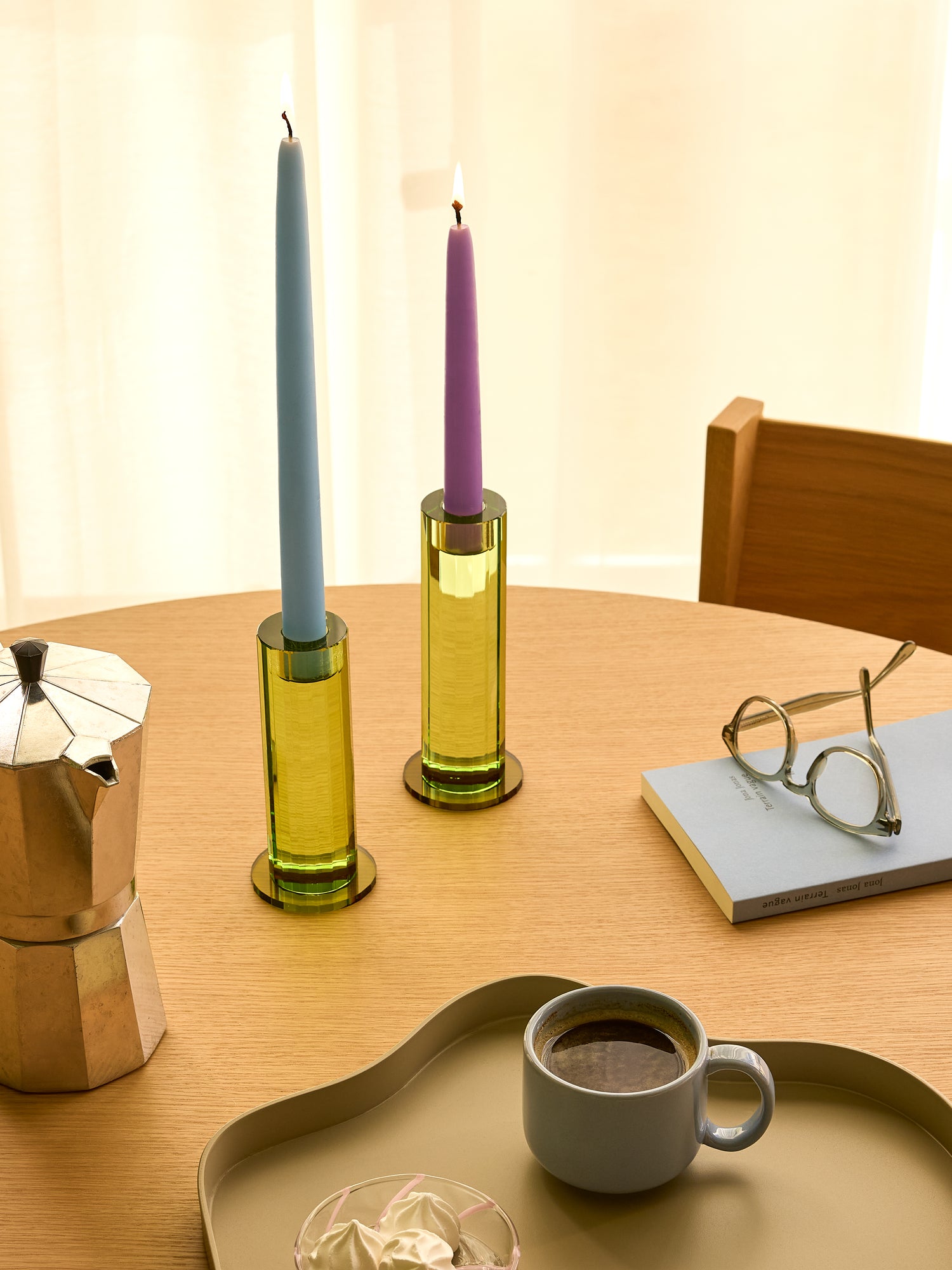 Leikattu kynttilänjalka vihreä (2 kpl sarja) - ø7xh16cm, ø7xh18cm