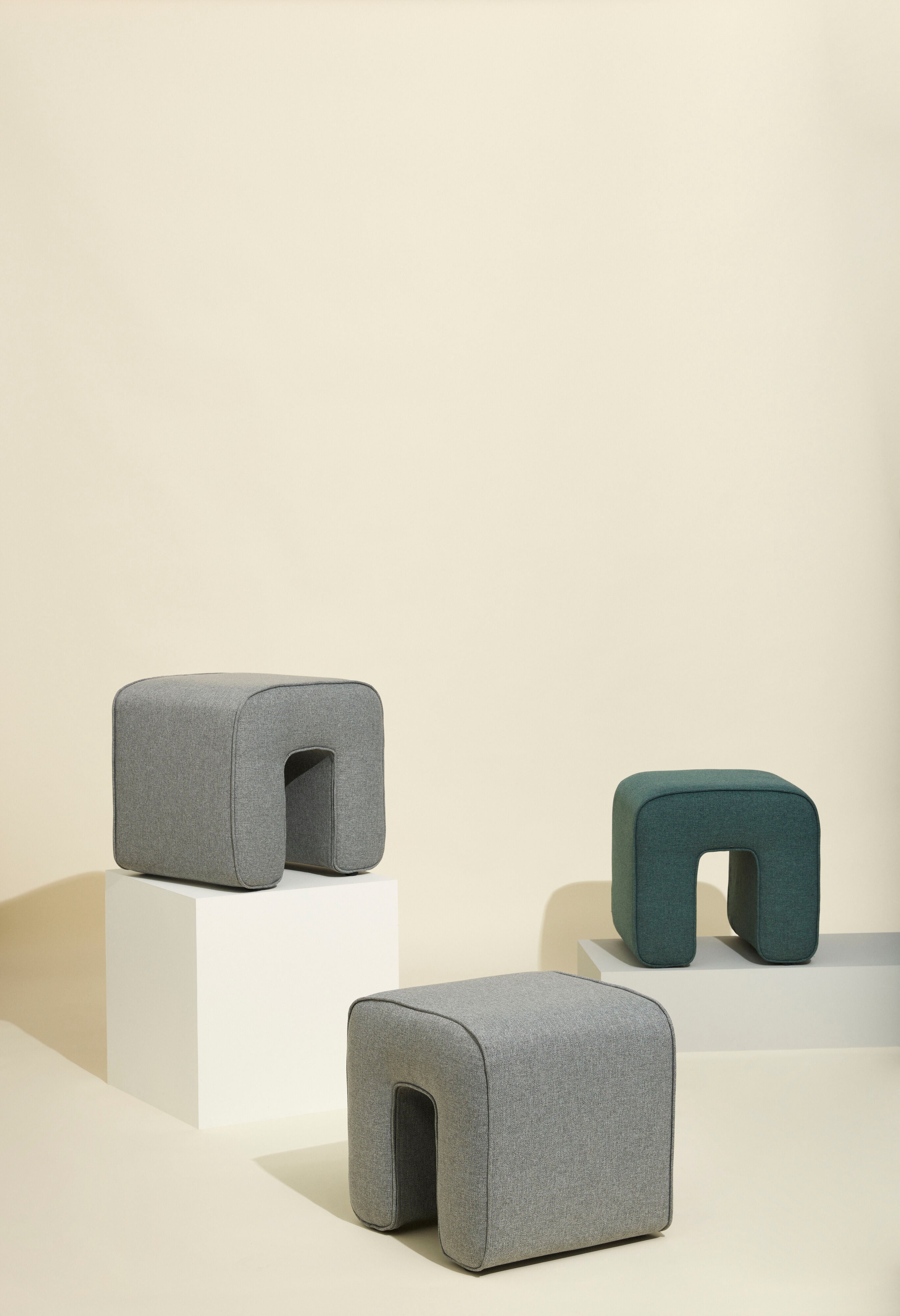 Veistos PUF GRAY - 45X45XH47CM