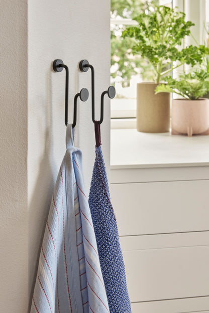 Musta keinukoukku - 7x2,5xh13cm