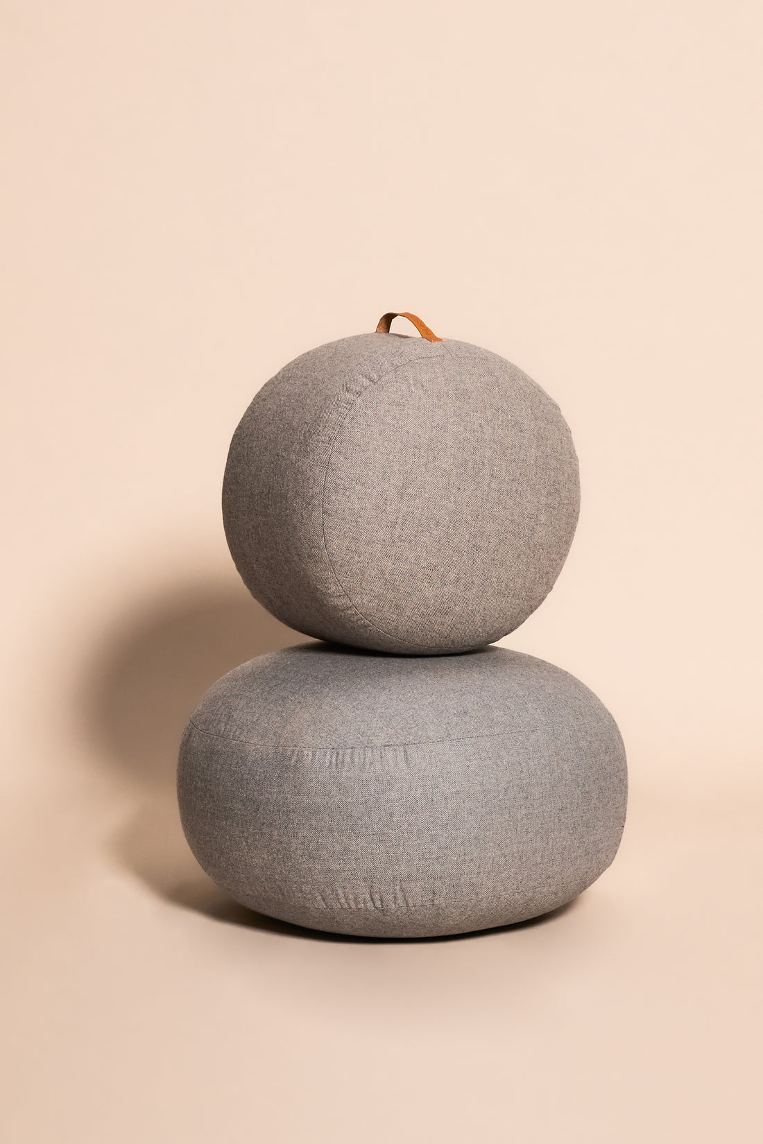 Mochi Pouf Ø50 harmaa - Ø50xh35cm