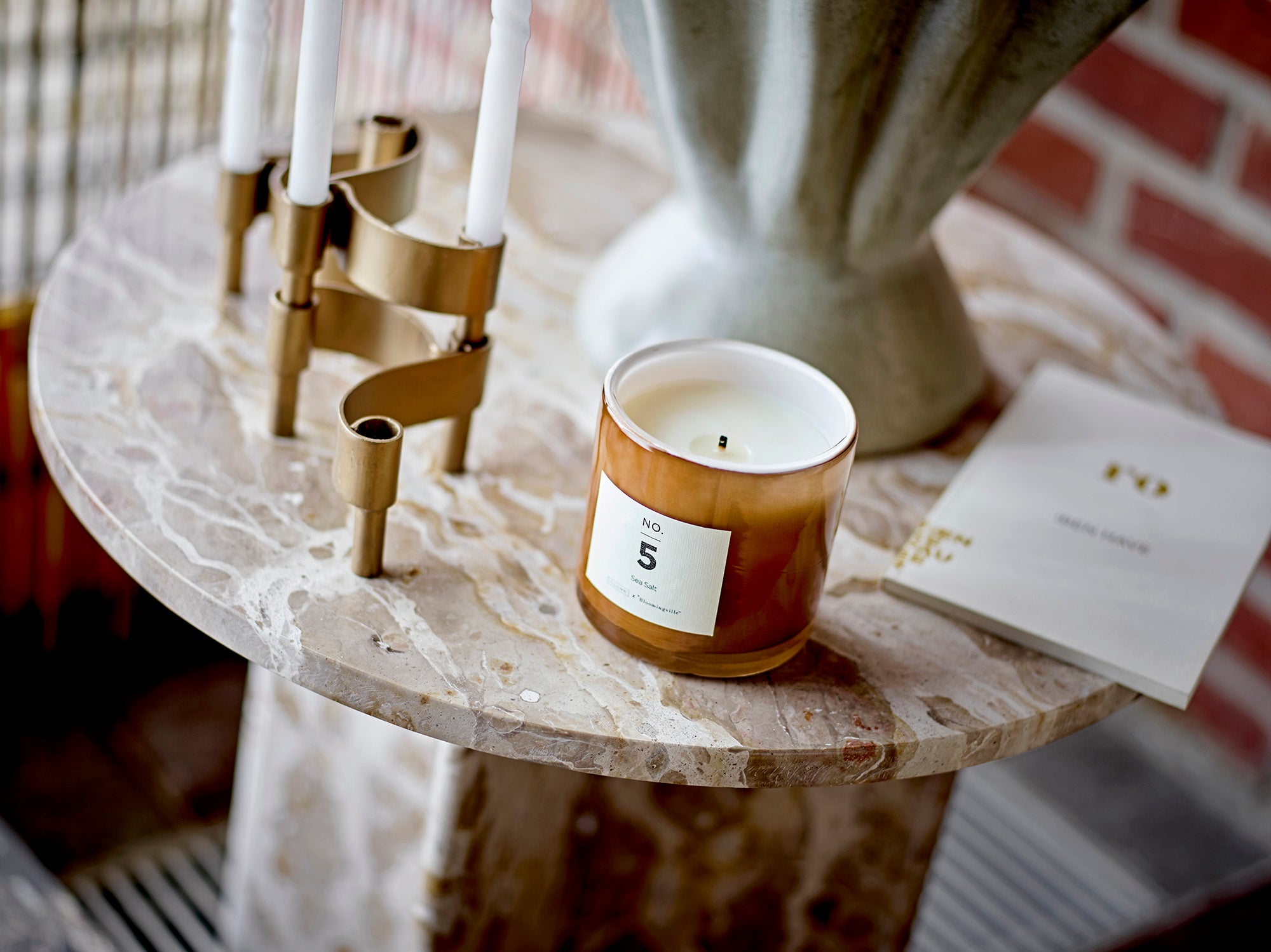 NO. 5 - Sea Salt Duftlys, Brun, Naturlig Voks - ILLUME X BLOOMINGVILLE - DesignGaragen.dk