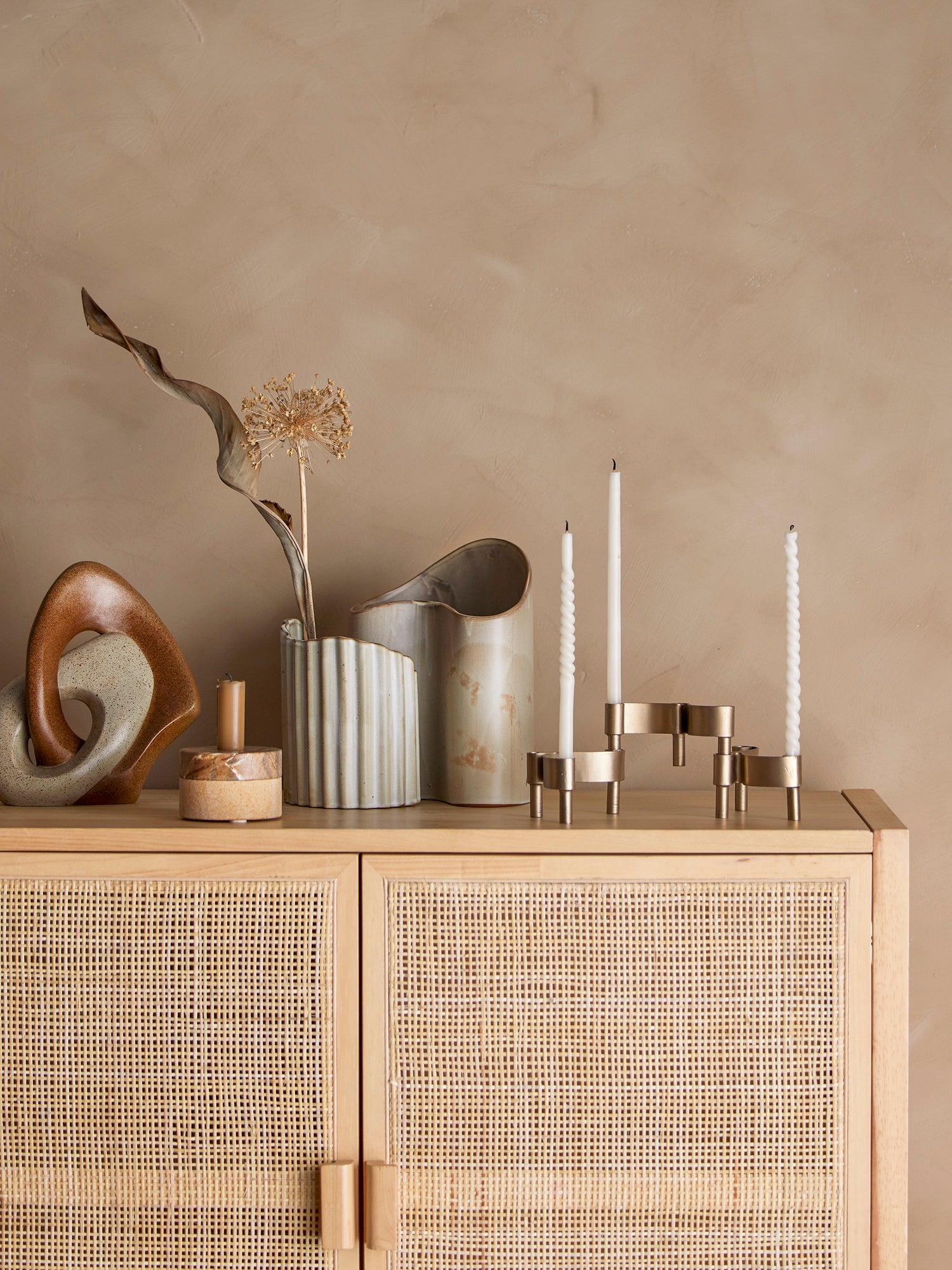 Kierrä kynttilät, valkoinen, parafiini