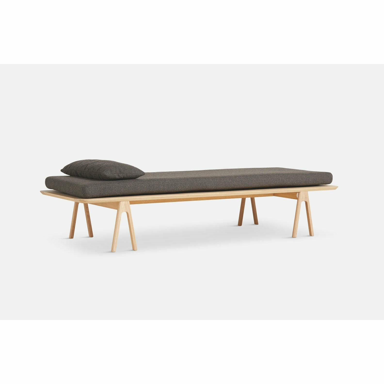 WOUD - Level daybed - Dark brown bouclé/oak 190x76,50x41 cm - WOUD - DesignGaragen.dk