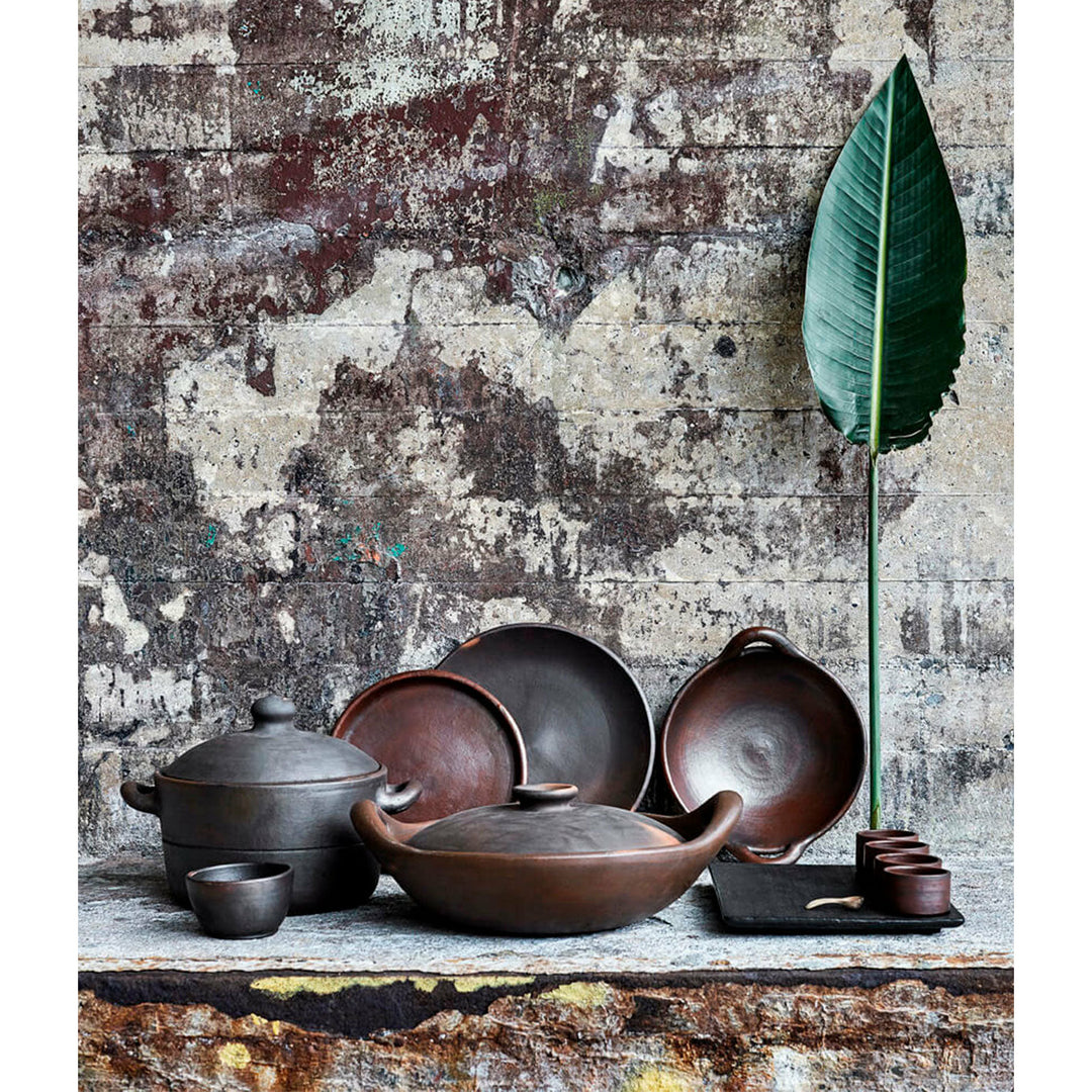 Muubs Deep Pan Tallerken Hazel - Brun - Keramik - H: 3 Ø: 25 cm - DesignGaragen.dk.