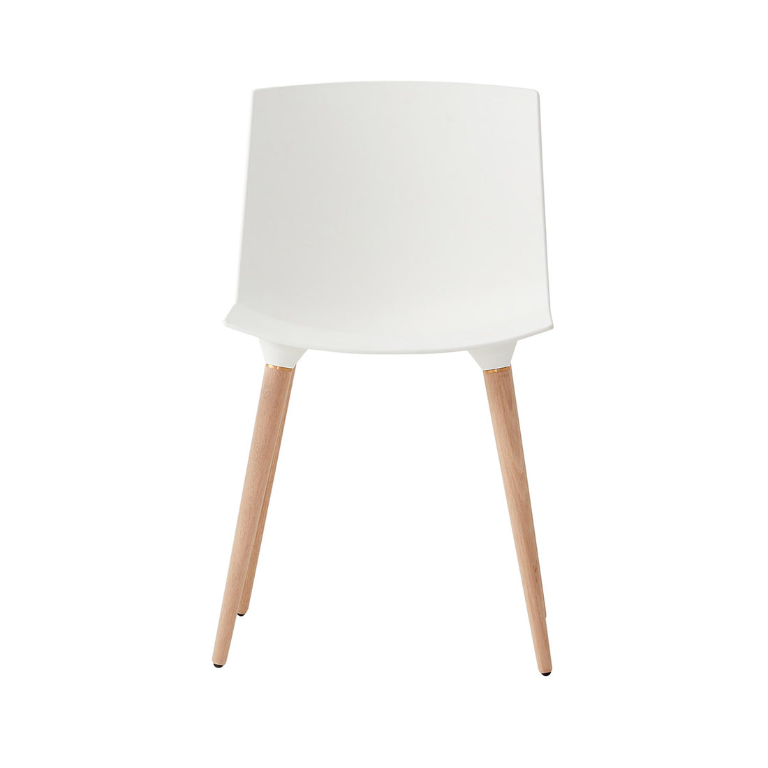 TAC - sæde i hvid - ben i eg/hvid pigm. lak - Andersen Furniture - DesignGaragen.dk