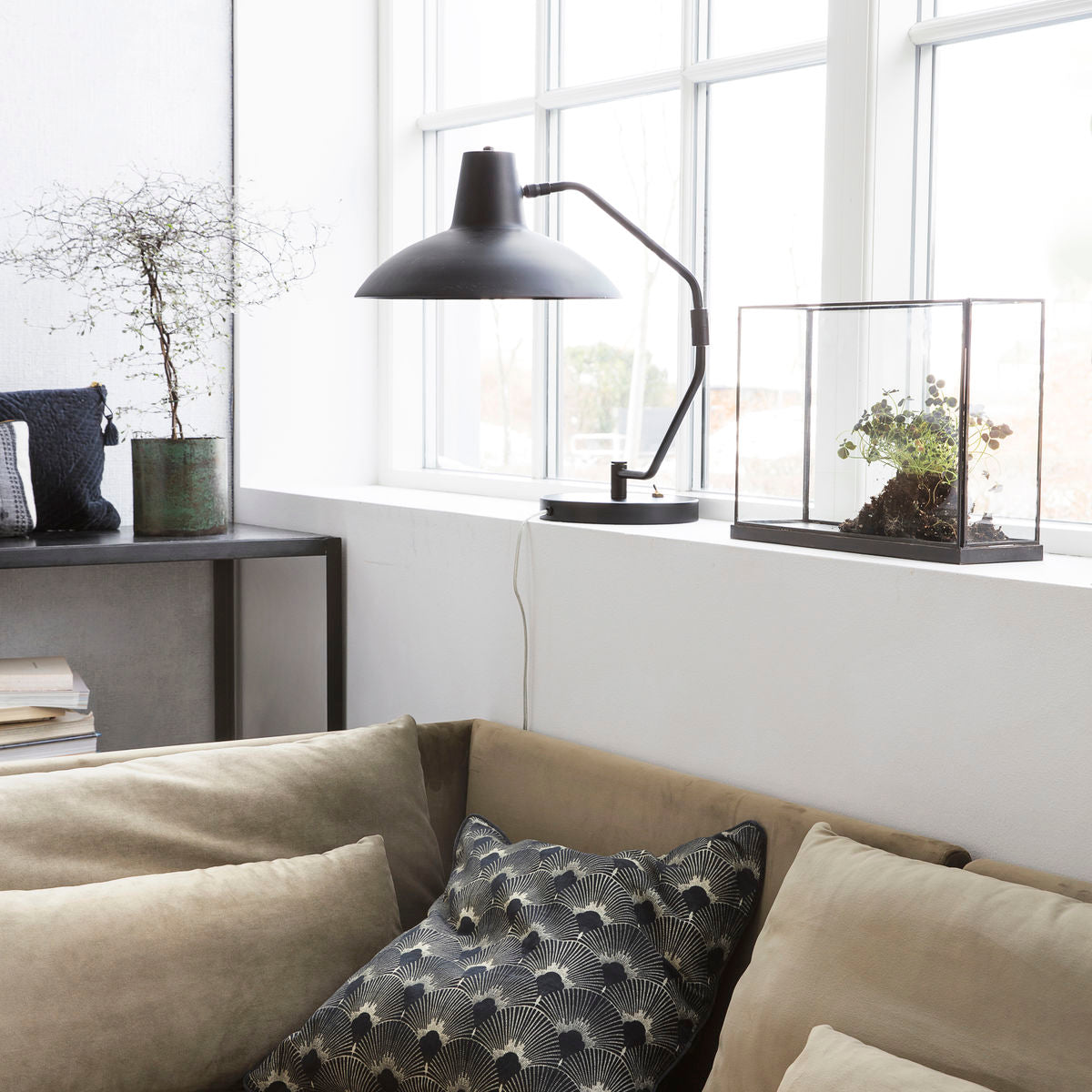 House Doctor - näyttölaatikko, antiikki messinki - leveys: 40 cm, leveys: 11 cm, korkeus: 27 cm