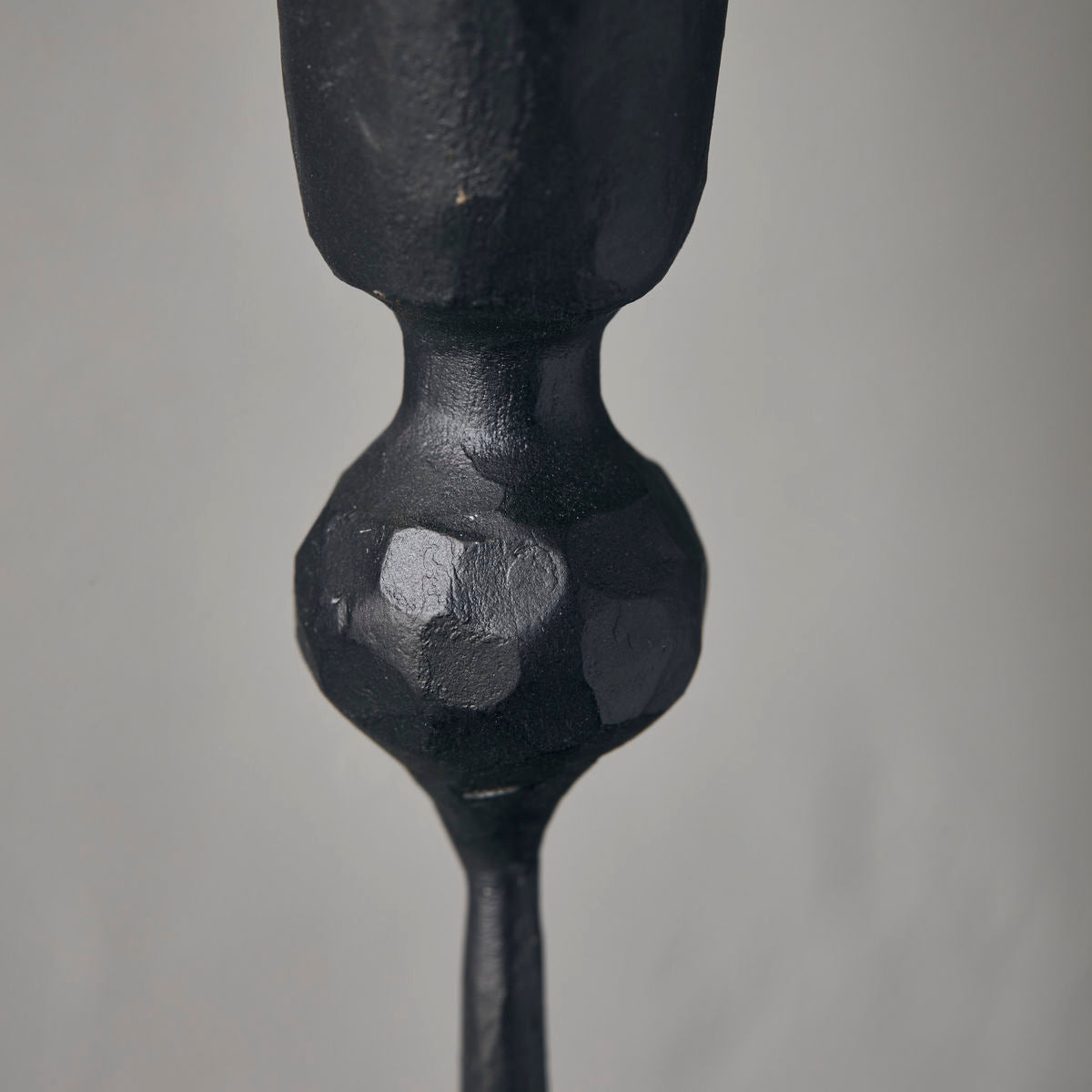 Talo -lääkäri - kynttilänjalka, trivo, musta - H: 41 cm, dia: 7 cm