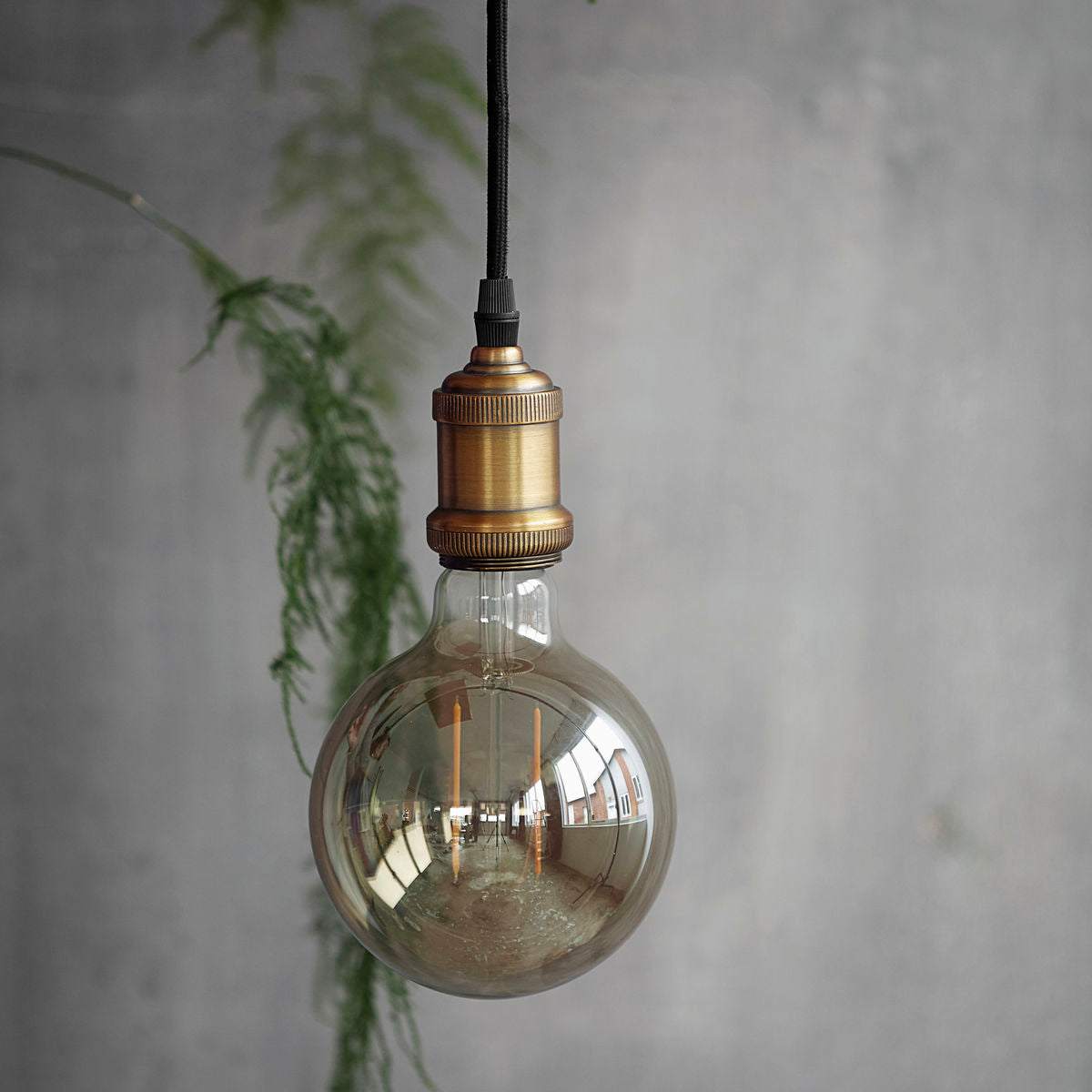 House Doctor - LED-lamppu, harmaa koristelu - l: 17,5 cm, halkaisija: 12,5 cm