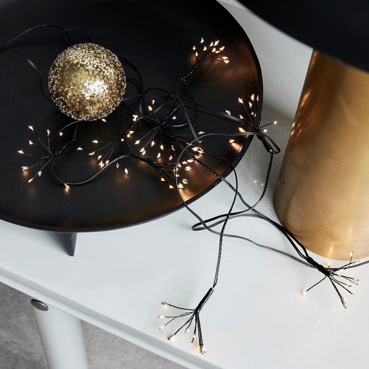 House Doctor-Lyskæde, Stars, Sort-l: 270 cm - House Doctor - DesignGaragen.dk