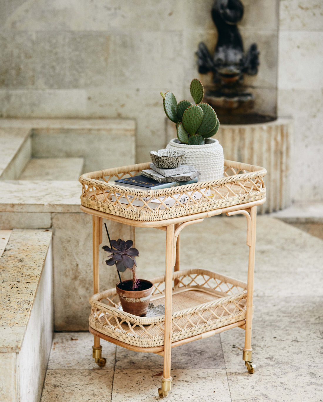 Liri -rullapöytä rottinki - 62x42 cm - luonto