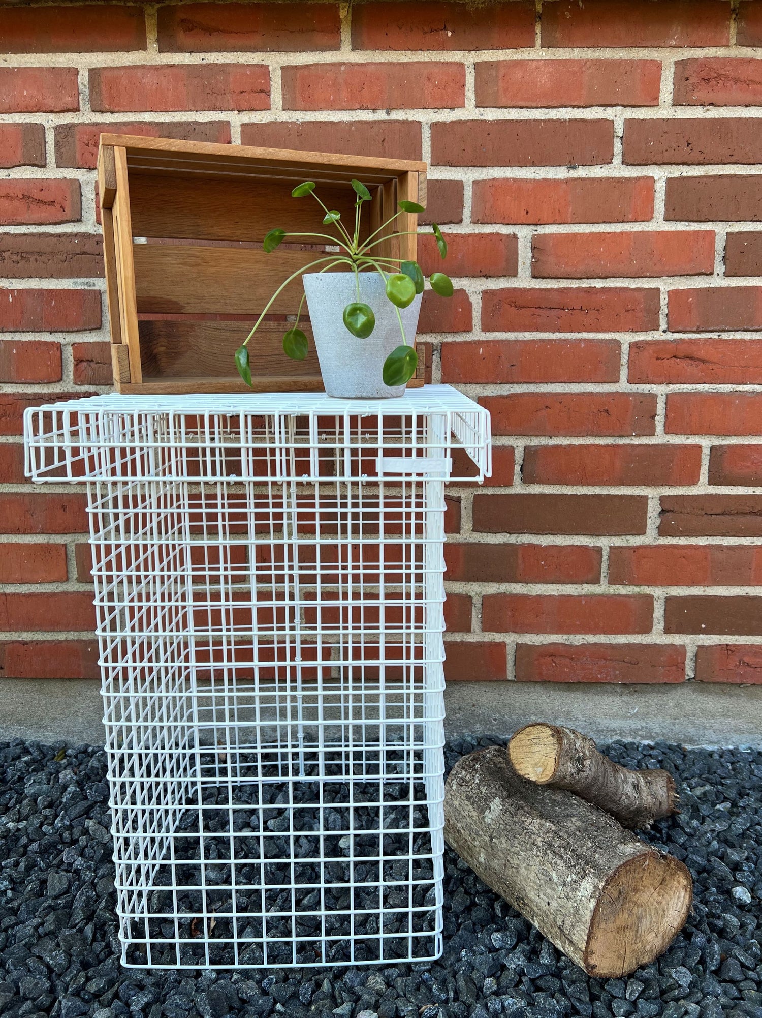 Kalager Design Wire -jakkara, valkoinen