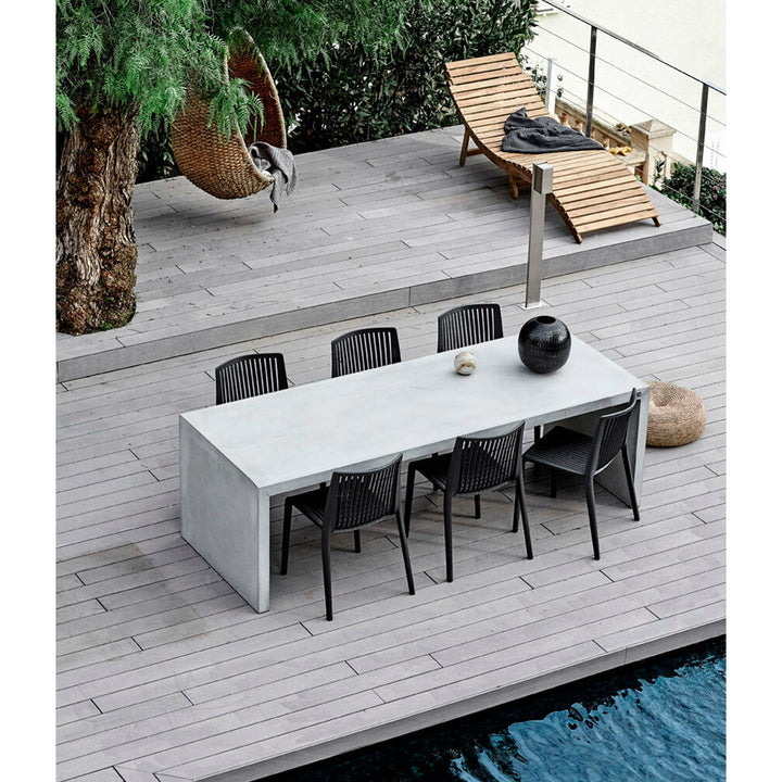 Muubs Spisebordsstol Cool - Antracit - Polypropylene - W: 54 H: 82 D: 56 cm - DesignGaragen.dk.