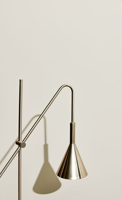 Hübsch köyden seinävalaisimen nikkeli