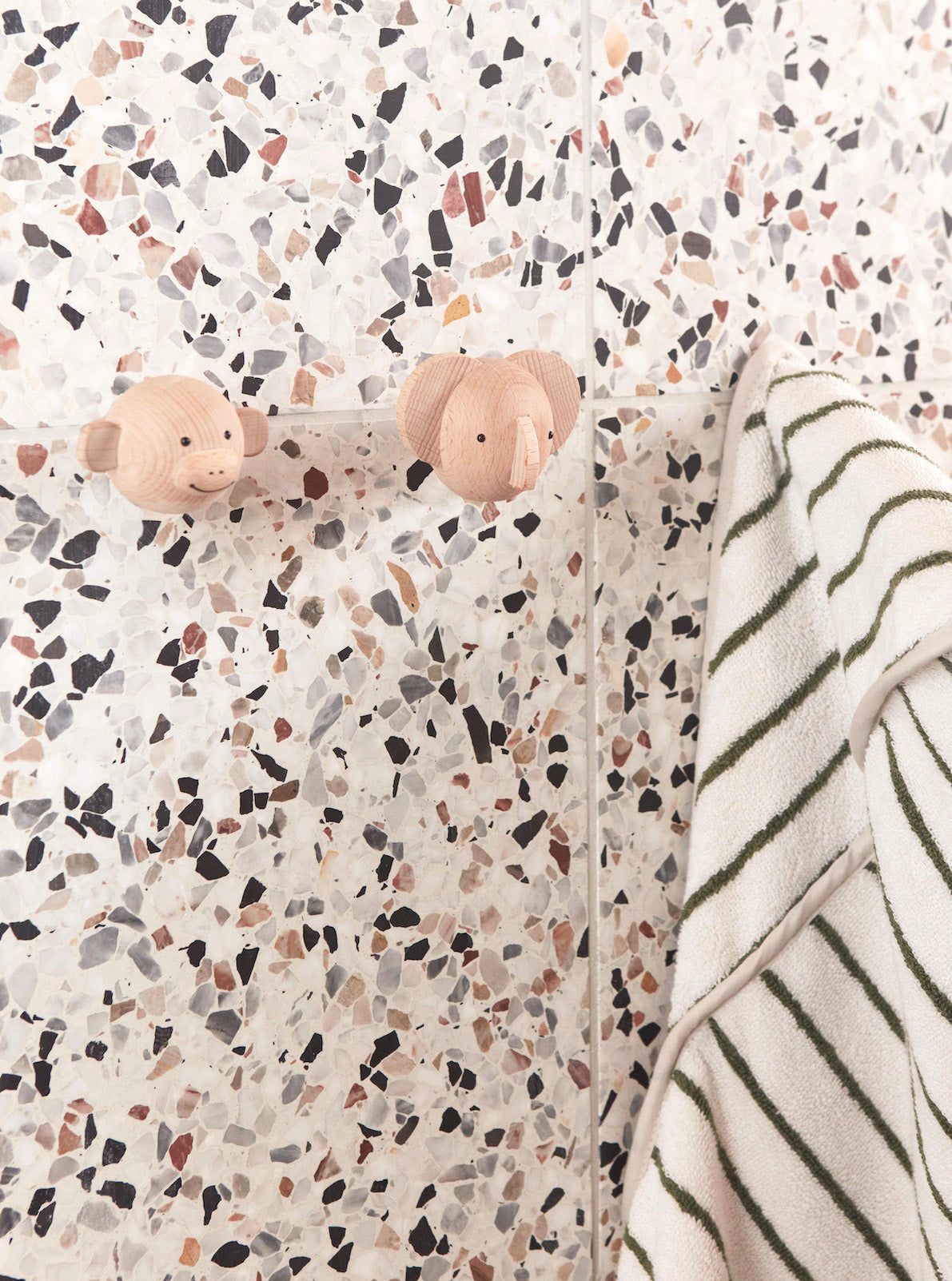 Oyoy mini Raita -pyyhe hupella