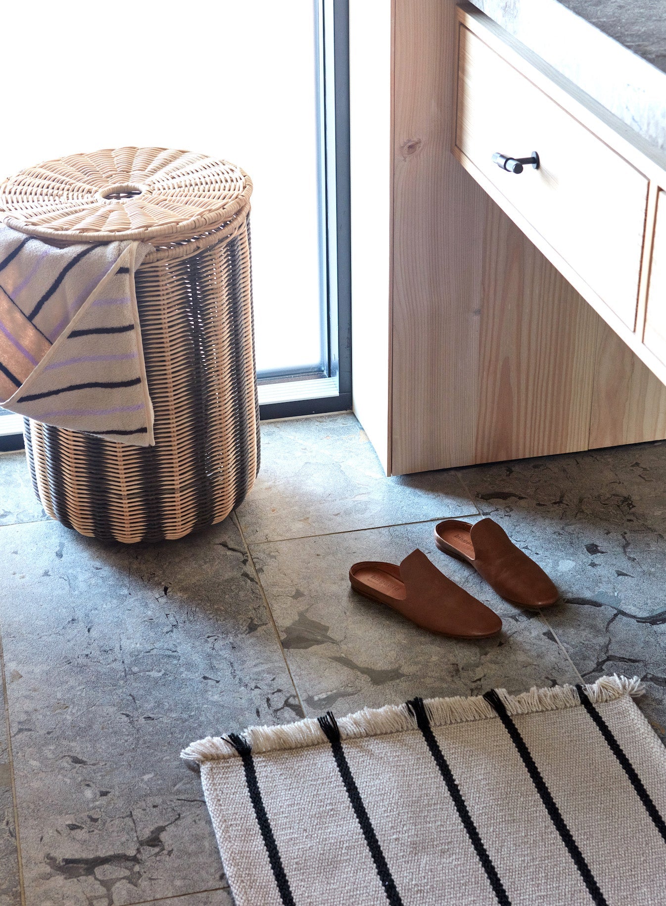 Oyoy mini Raita -pyyhe hupella