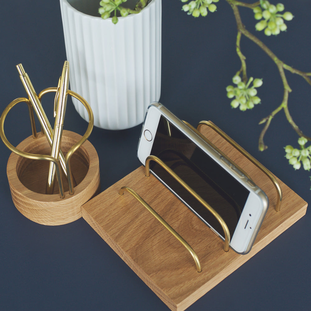 Brass-Dock iPad/Brevholder