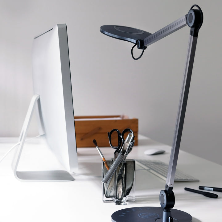 Dyberg Larsen Office bordlampe grå - Ø17xH53 - DesignGaragen.dk.