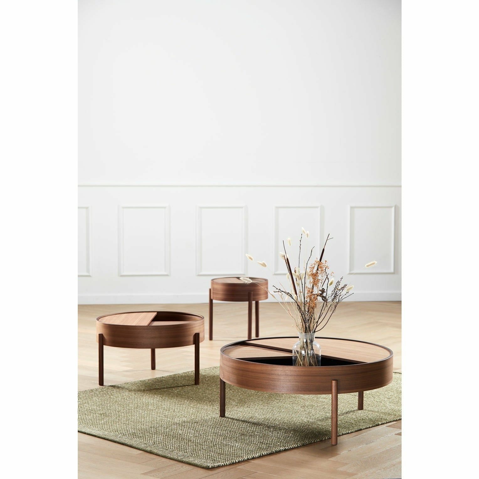 WOUD - Arc coffee table (66 cm) - Walnut - WOUD - DesignGaragen.dk
