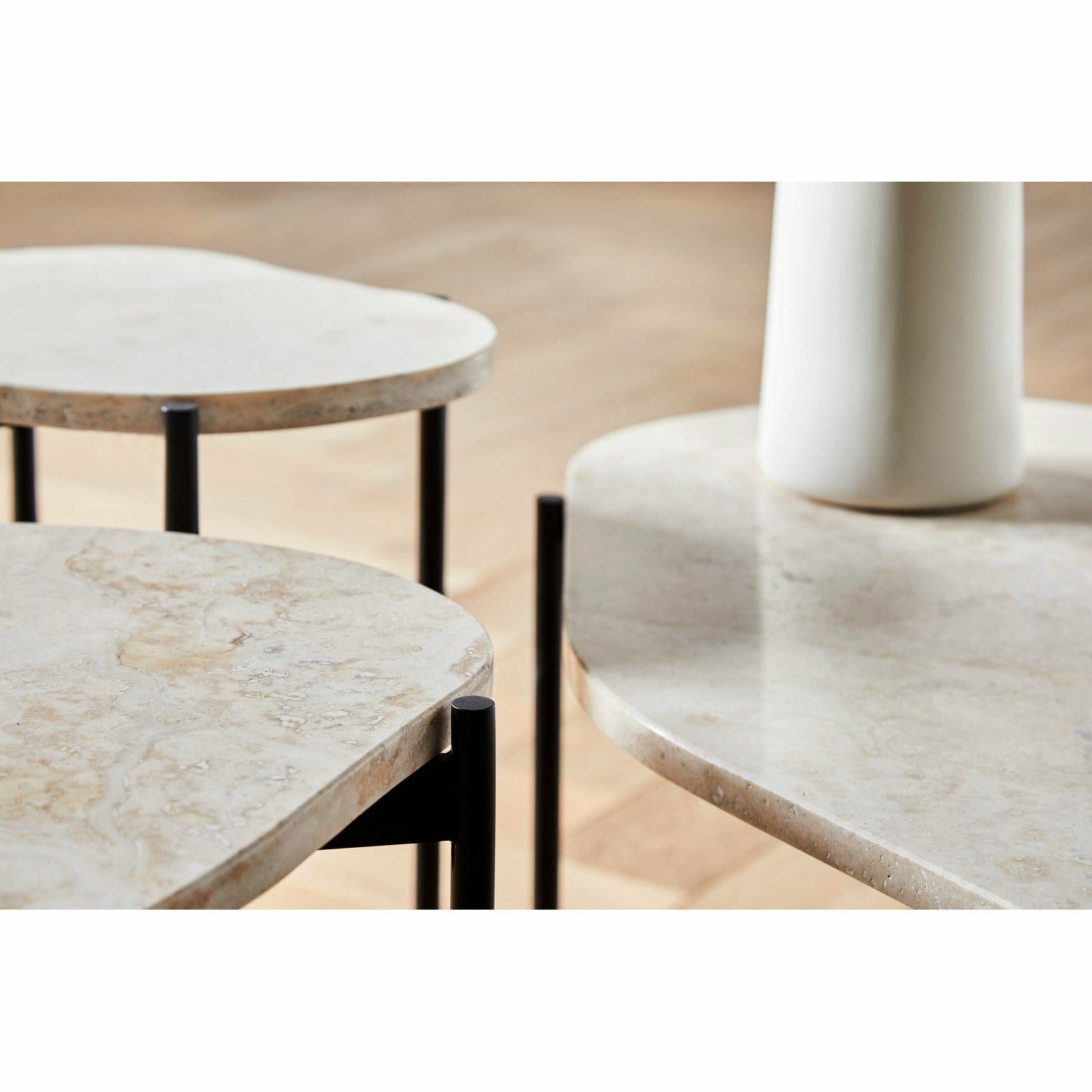 WOUD - La Terra occasional table (Small) - Ivory - WOUD - DesignGaragen.dk