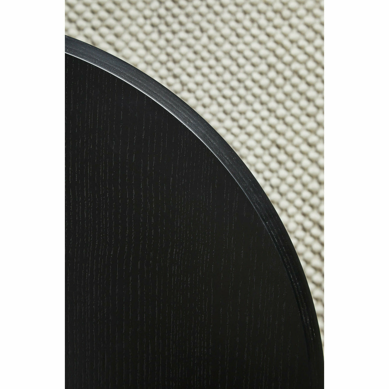 WOUD - Soround side table - Black ash (Ø45xH40,50) - WOUD - DesignGaragen.dk