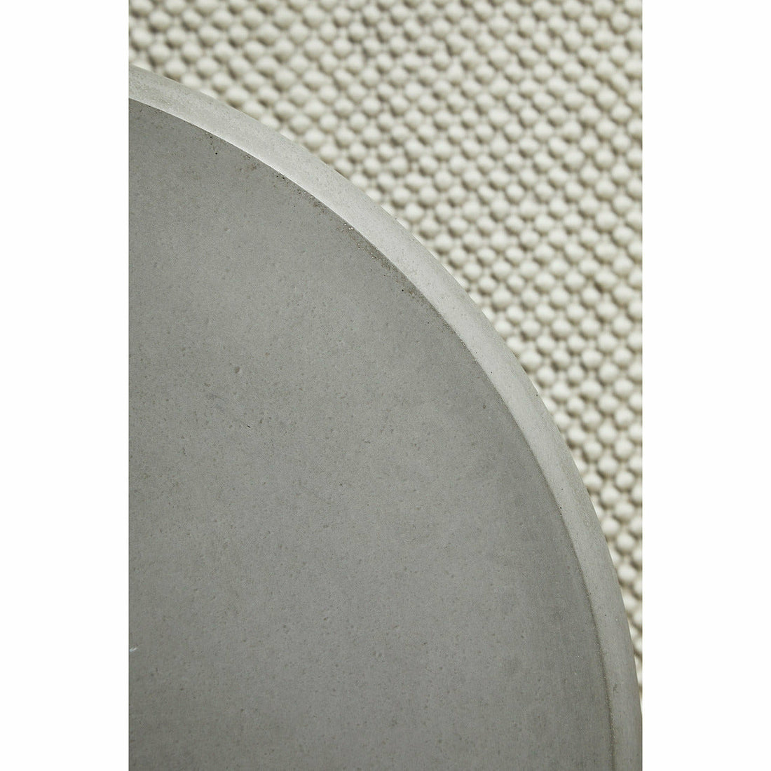 Woud - Soround -sivupöytä - betoni (Ø45xH44,50)