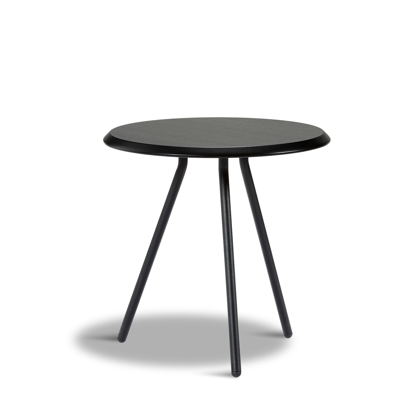 WOUD - Soround side table - Black ash (Ø45xH44,50) - WOUD - DesignGaragen.dk