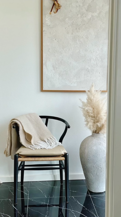 Tyyny Hans J. Wegner y -tuhalle ch24 in -hiekkavärinen nahka