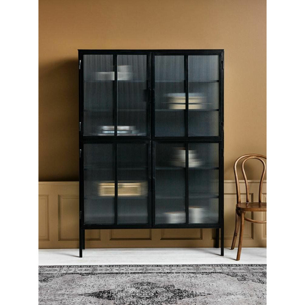 Nordal Groovy näyttää raudassa - 185x130 - musta