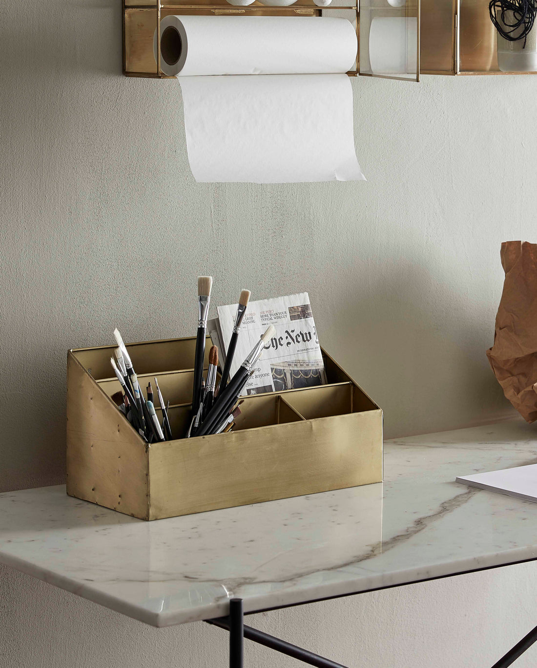 Adasi -säilytyskori rautana. 40x23 cm - kultapinta