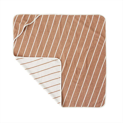 Oyoy Mini Raita -pyyhe hupella - pilvi / karamelli