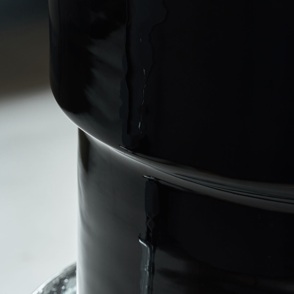 Talo lääkäri - sivupöytä, nivo, musta