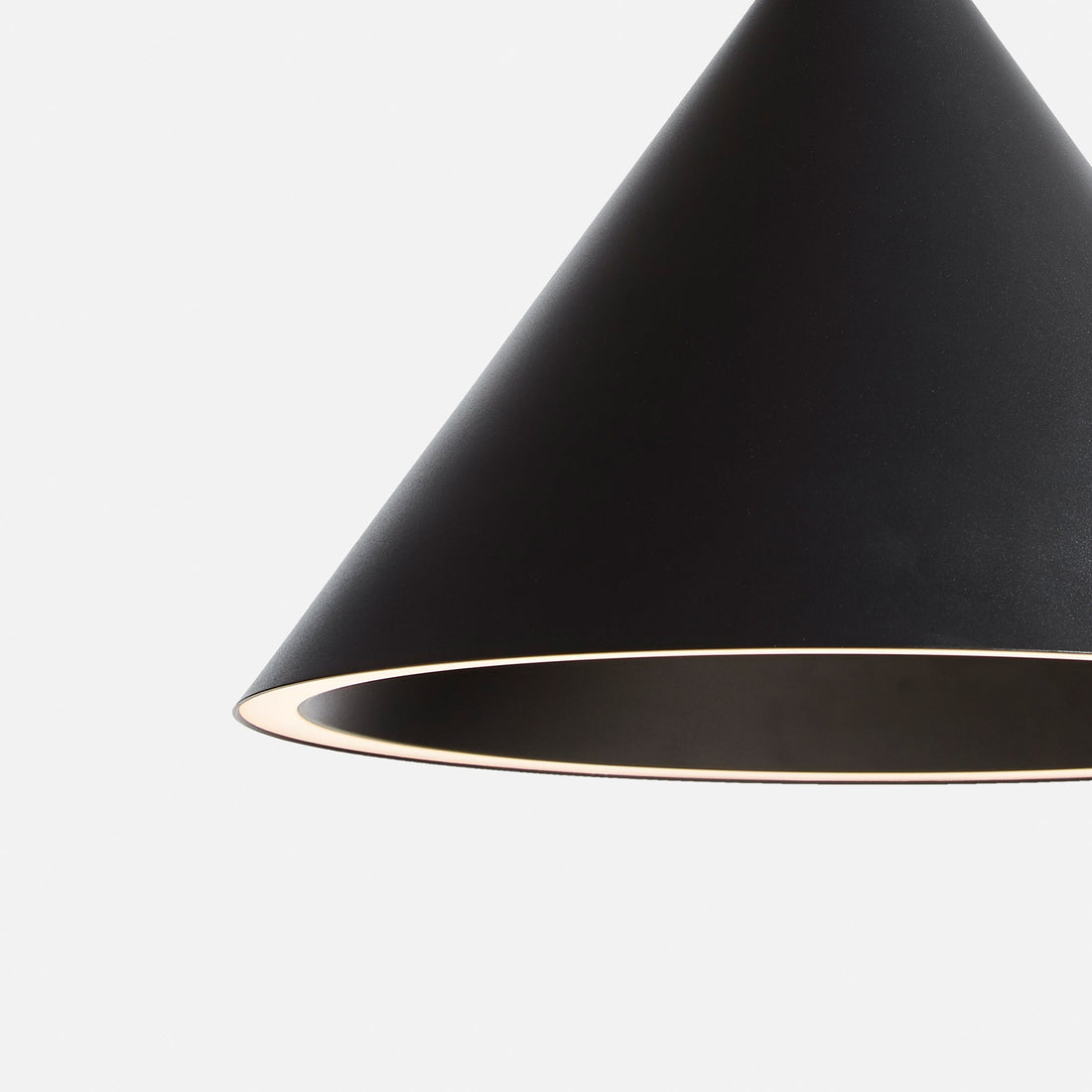 WOUD - Annular pendant (Large) - Black - WOUD - DesignGaragen.dk