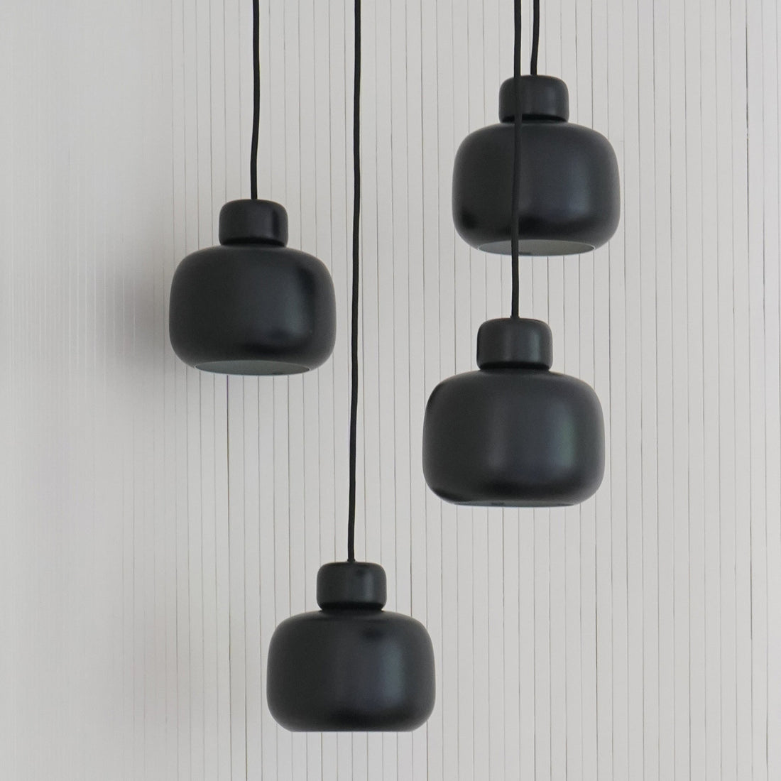 WOUD - Stone pendant (Small) - Black - WOUD - DesignGaragen.dk